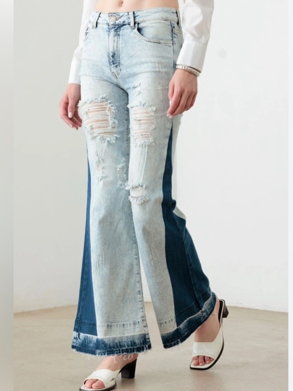 Two-Tone Distressed Flare Jeans acid wash raw hem distressed NWT